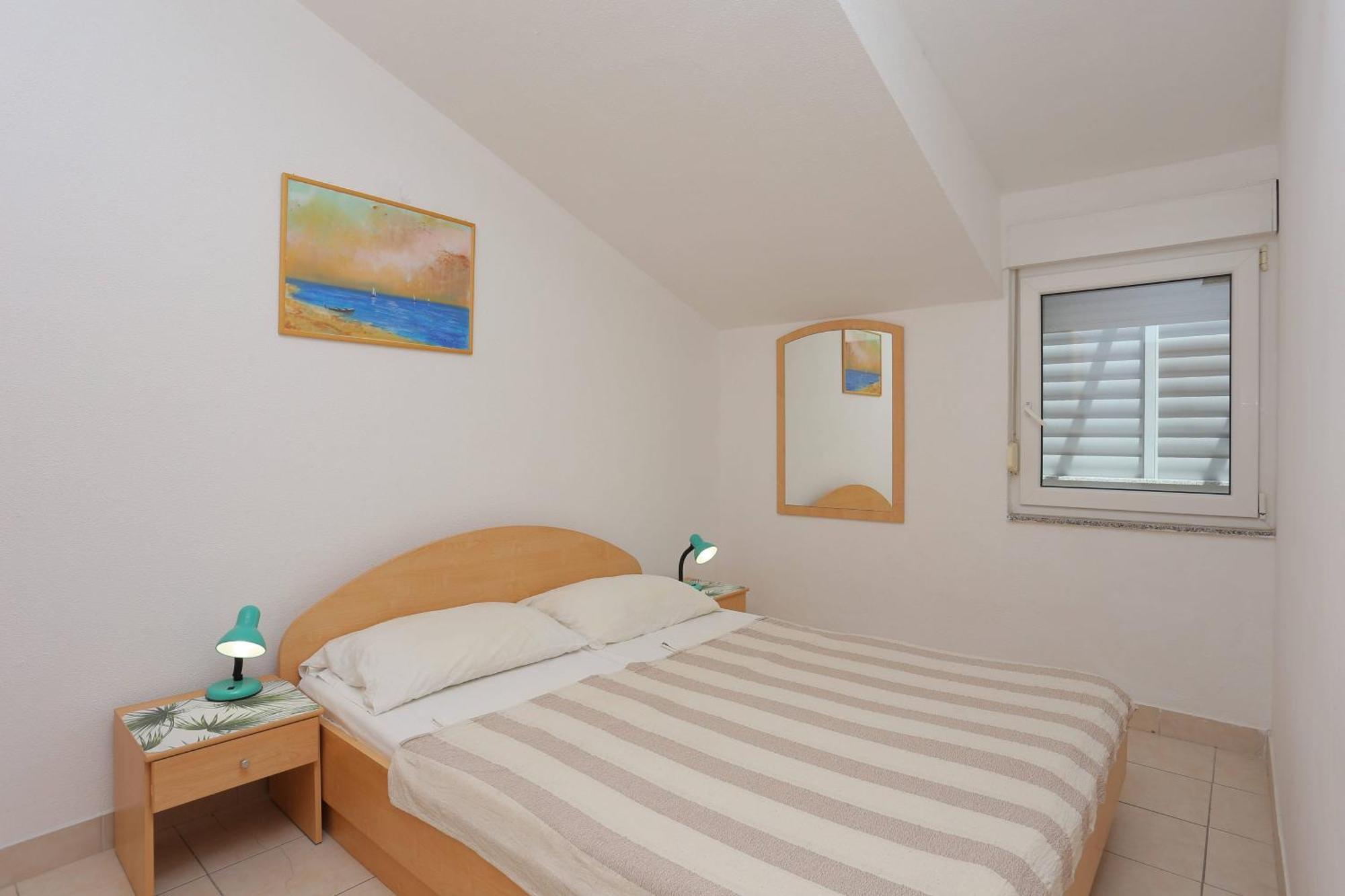 Family Friendly Apartments With A Swimming Pool Businci, Ciovo - 11232 Trogir Exterior photo