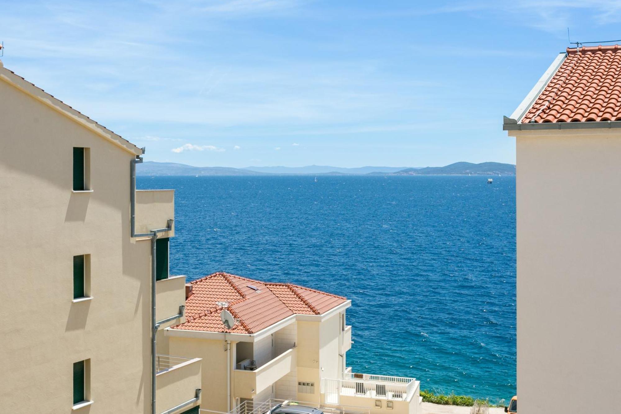 Family Friendly Apartments With A Swimming Pool Businci, Ciovo - 11232 Trogir Exterior photo